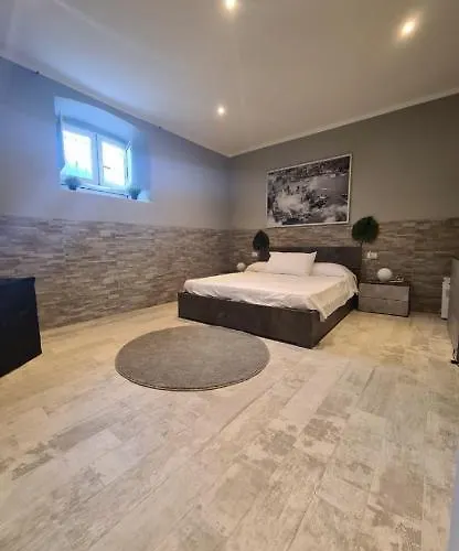 Crystal Home